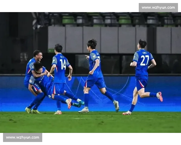 申花 2-2 绝平大连终结两连胜 距海港 2 分争冠陷被动